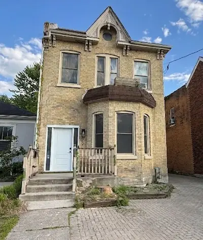 353 Central Avenue Apt 1, London East, On N6b 2e3