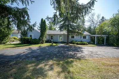 366 Dundas Street W, Greater Napanee, On K7r 2b6