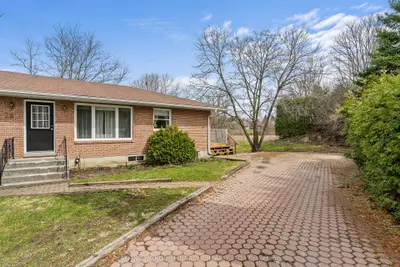28 Water Street, Kawartha Lakes, On K9v 2c8