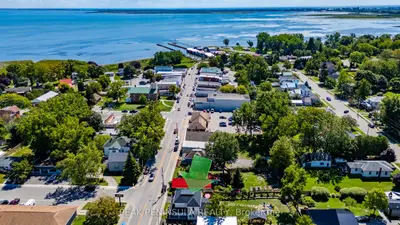 1047 Bay Street, Norfolk, On N0e 1m0