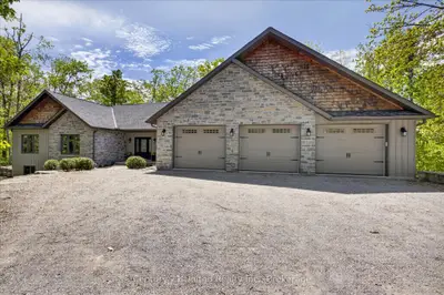 54 Mitchell Crescent, Trent Lakes, On K0l 1j0