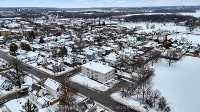 48 Stephen Street, Kingston, On K7k 2c3