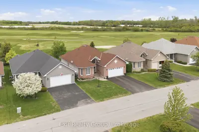 37 Aletha Drive, Prince Edward County, On K0k 3l0
