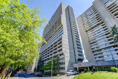 500 Laurier Avenue W 2504, Ottawa Centre, On K1r 5e1