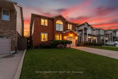 113 Greenshire Drive, Hamilton, On L9c 7g5