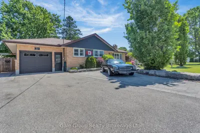 Detached in Woodstock