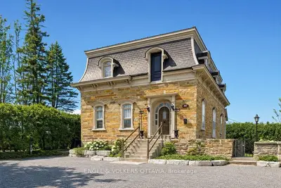 382 Mcgill Street, Hawkesbury, On K6a 1r2