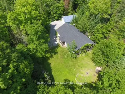 33 Edwina Drive, Trent Lakes, On K0m 1a0