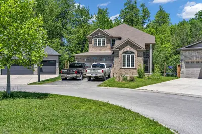 1052 Loft Court, London North, On N6g 5c1