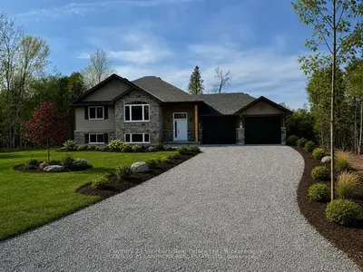 1039 Crookston Road, Centre Hastings, On K0k 2k0