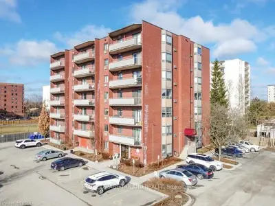 75 Huxley Street 605, London South, On N6j 4w7