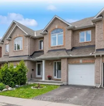 Att/Row/Townhouse in Stittsville - Munster - Richmond