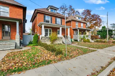 122 Montrose Street, Windsor, On N8x 1a3