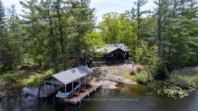 Detached in Trent Lakes