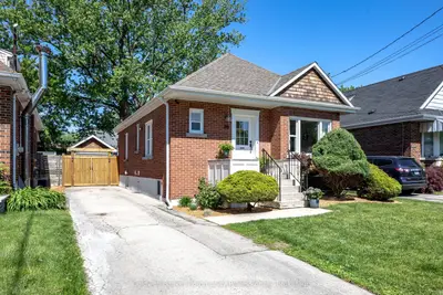 Detached in Hamilton