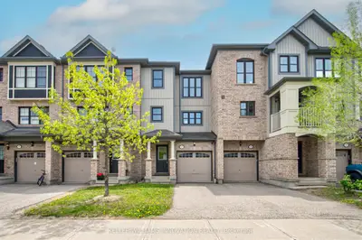 Condo Townhouse in Kitchener