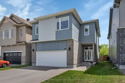 Detached in Blossom Park - Airport and Area