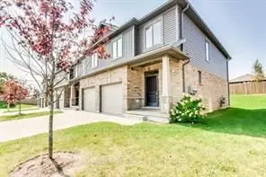 Condo Townhouse in London North