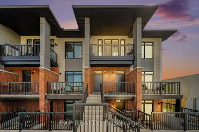 Condo Townhouse in Leitrim