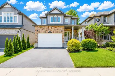 Att/Row/Townhouse in Kitchener