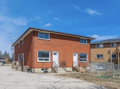 Fourplex in Cambridge