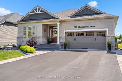 Detached in North Grenville