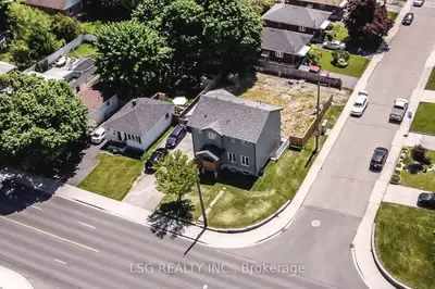 Detached in Hamilton