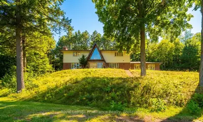 17100 Highway 41, Addington Highlands, On K0h 1k0