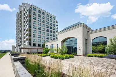 Condo Apartment in London North