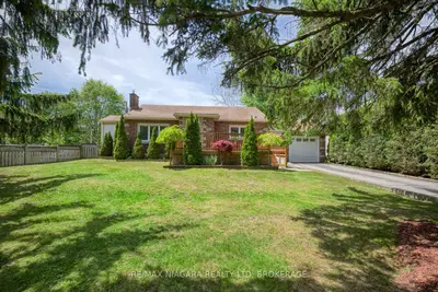 Detached in Welland