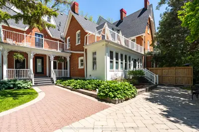 343 Main Street E, Prince Edward County, On K0k 2t0