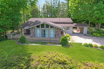 448 Lake Rosalind Road 4, Brockton, On N4n 3b9