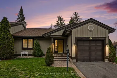 Condo Townhouse in Stittsville - Munster - Richmond