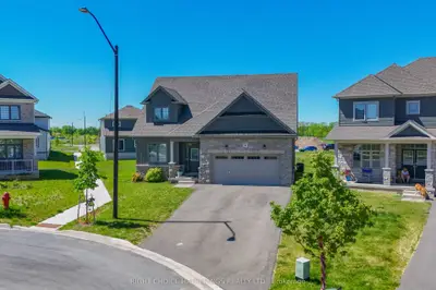 70 Oriole Crescent, Port Colborne, On L3k 6e2