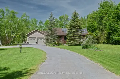 Detached in Kawartha Lakes