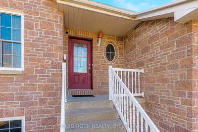 26 Regency Place, Brockville, On K6v 7m5