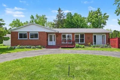 Detached in North Dundas