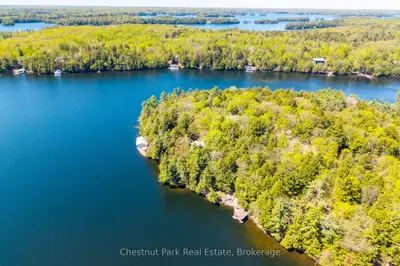 Detached in Muskoka Lakes