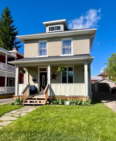 Detached in Renfrew