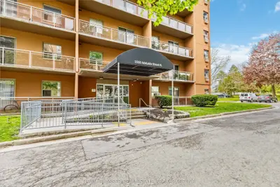 Condo Apartment in London North