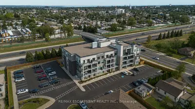 120 Springvalley Crescent 104, Hamilton, On L9c 0g2