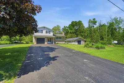 Detached in Quinte West