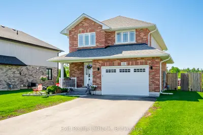 11 Darrell Drain Crescent, Asphodel-norwood, On K0l 2v0