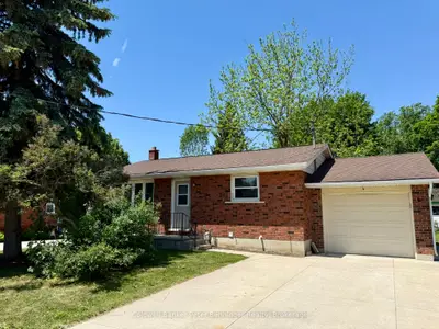 Detached in Brockton