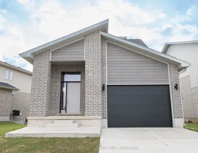 2084 Evans Boulevard, London South, On N6m 0j6