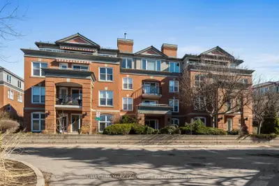 Condo Apartment in New Edinburgh - Lindenlea