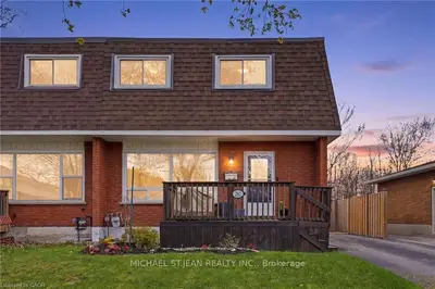 Semi-Detached in Welland