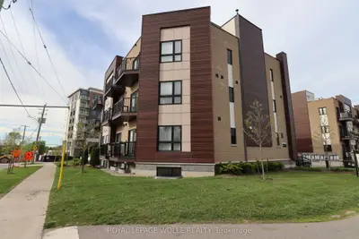 Condo Townhouse in Kitchener
