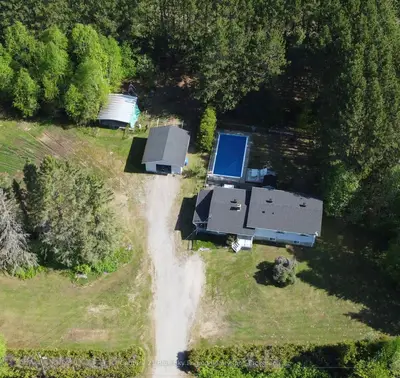 Detached in North Bay