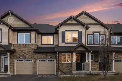 Att/Row/Townhouse in Barrhaven